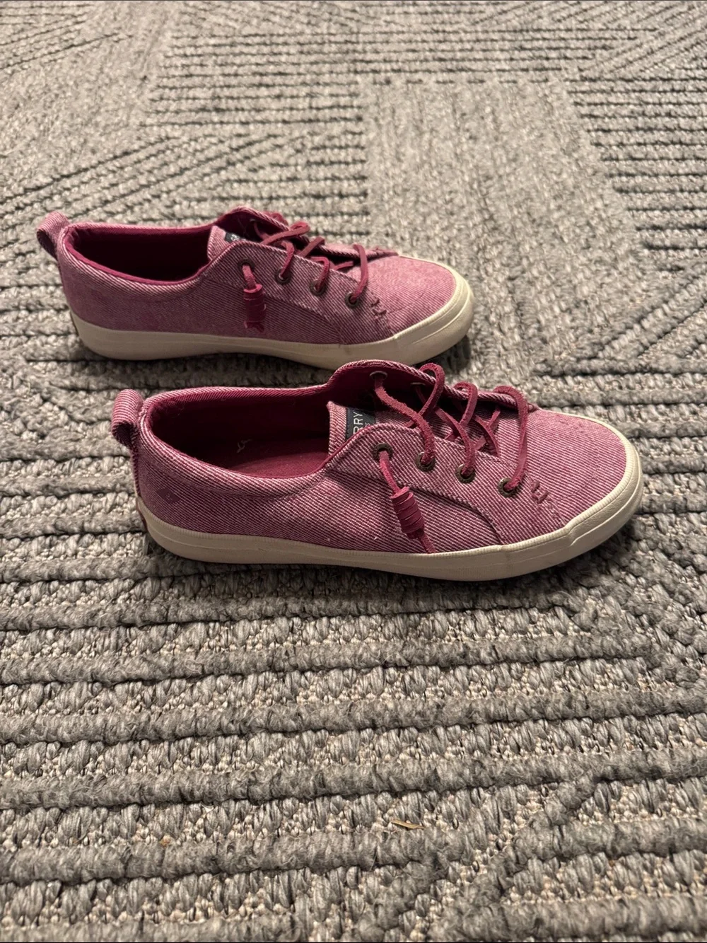 Sperry Kids Mauve Canvas Lace-Up Sneakers